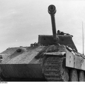 Bundesarchiv_Bild_101I-490-3270-06A,_Im_Westen,_Panzer_V_(Panther).jpg